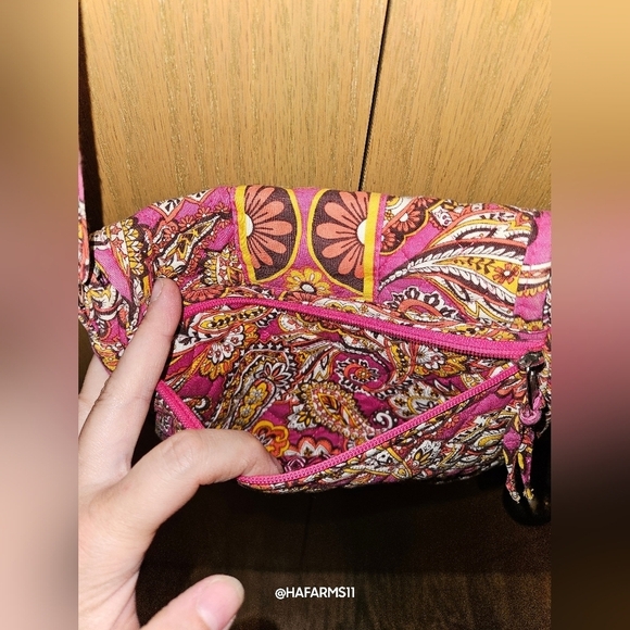 Stephanie Dawn Purse - Picture 10 of 11